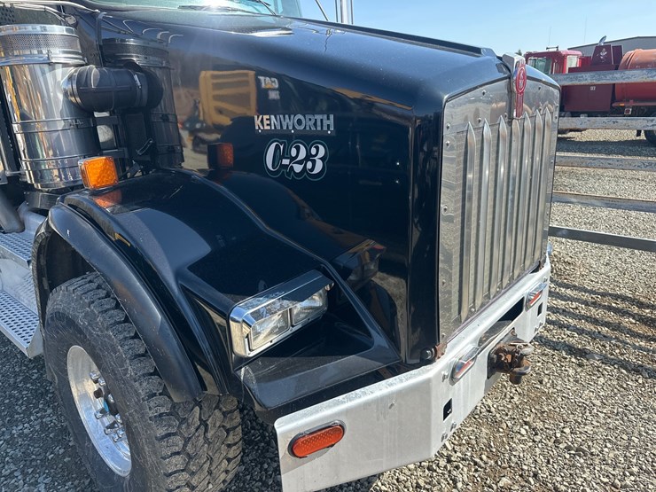 2014-kenworth-t800-image-69