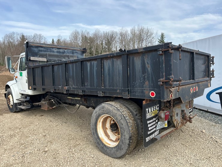 2000-international-4700-image-3