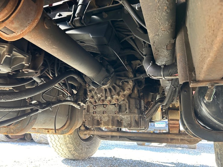 2006-international-7400-image-31