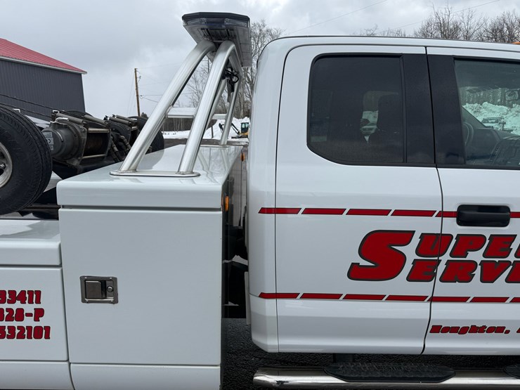 2018-ford-f550-image-40