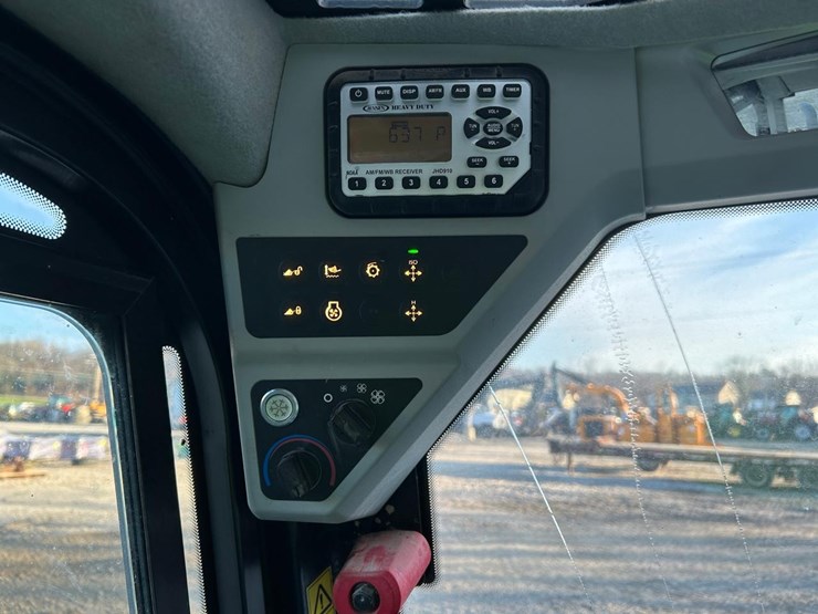 2018-jcb-270t-image-22