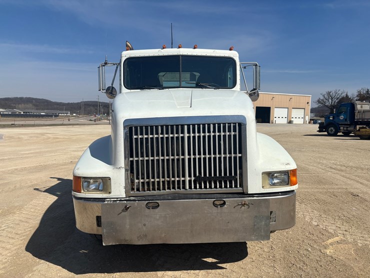 1994-international-9400-image-6