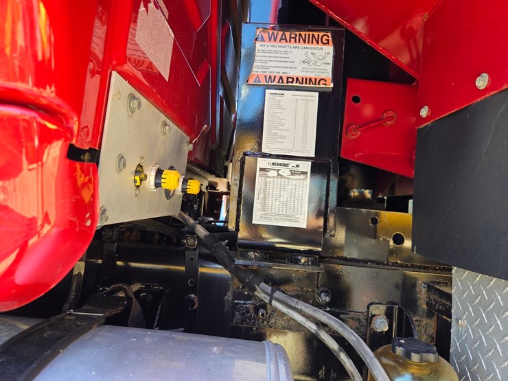 2019-international-hv613-image-29