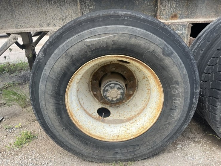 1996-fruehauf-train-image-90