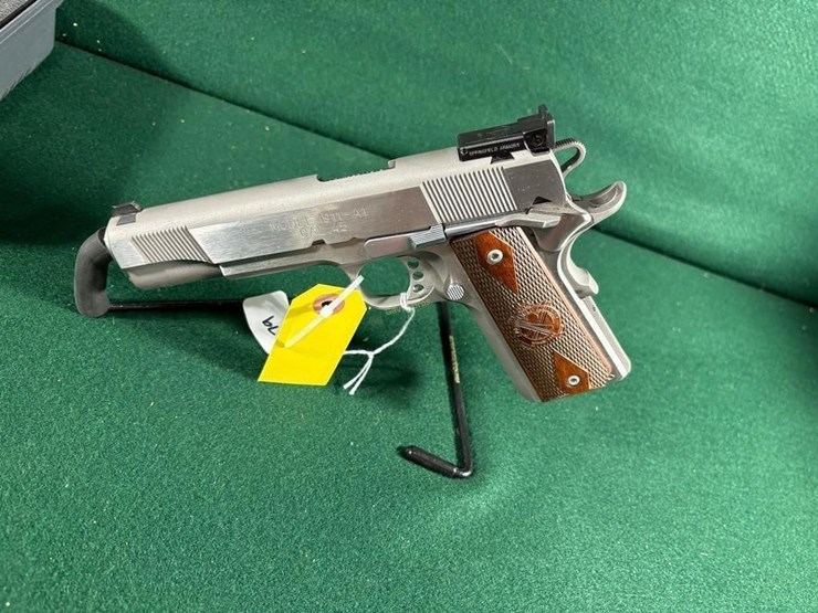 springfield-armory-mdl-1911-a1-45-auto-pistol-image-8
