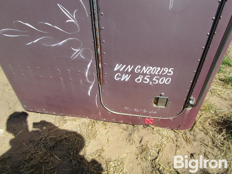 peterbilt-sleeper-image-9