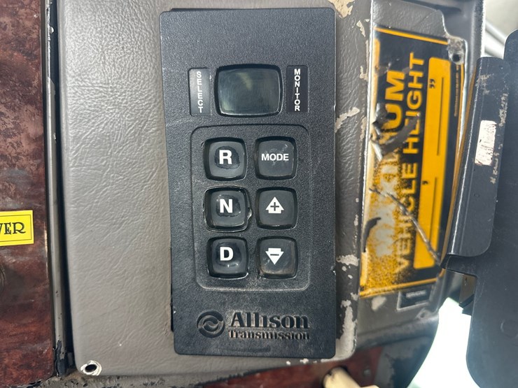 2008-kenworth-t370-image-37