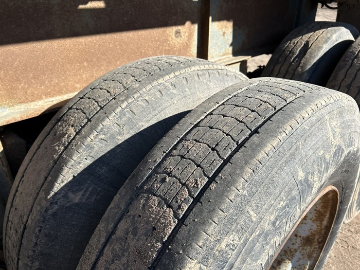 axle-end-dump-image-35