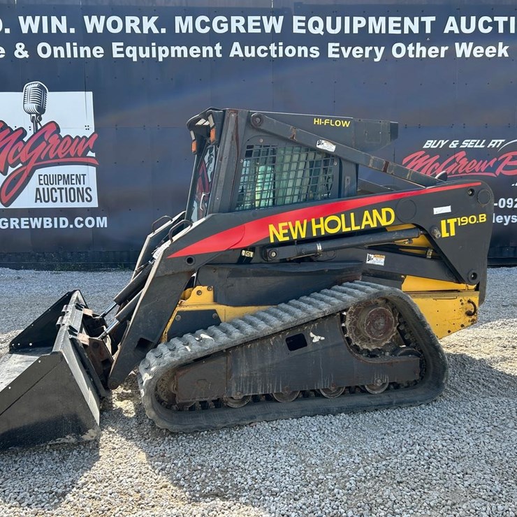 NEW HOLLAND LT190B