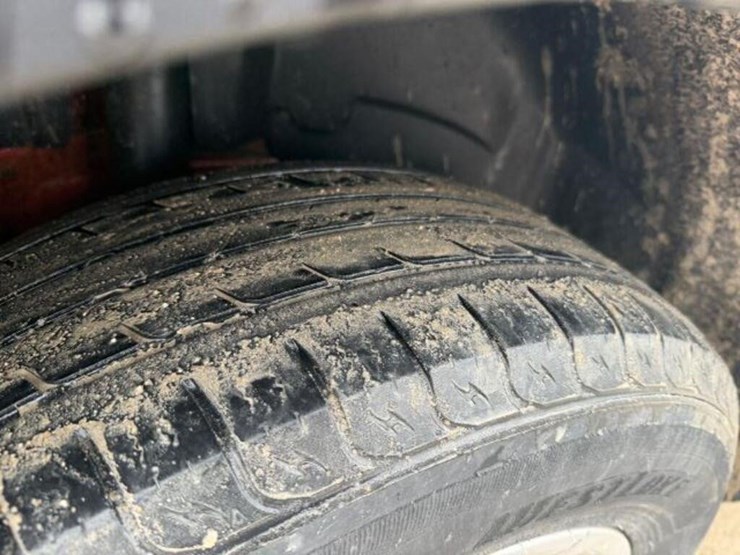 2013-ford-explorer-image-37