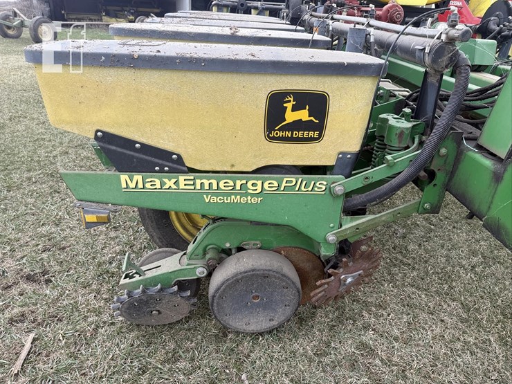 1997-john-deere-1770-image-12