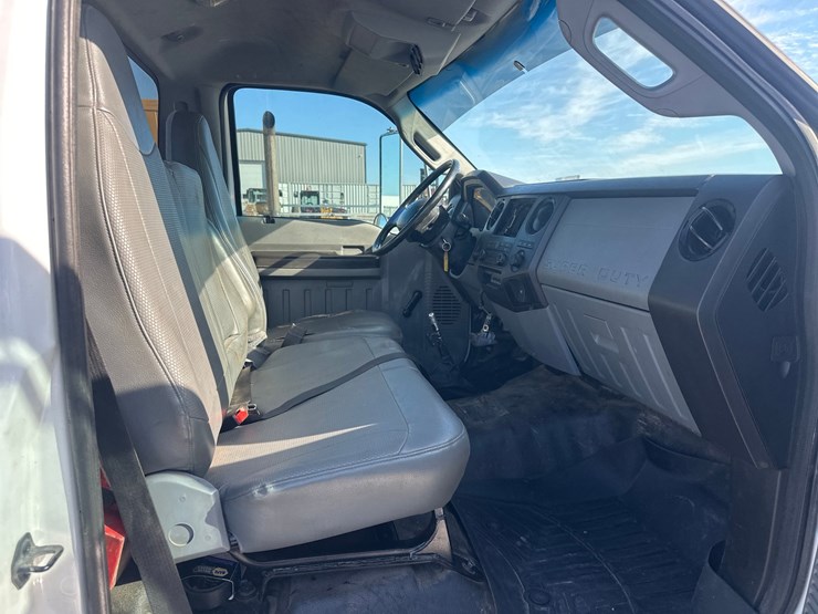 2012-ford-f650-image-22