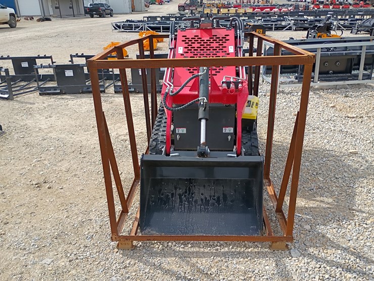 #23946-•-2025-agt-ysrt14-mini-skid-steer-image-7