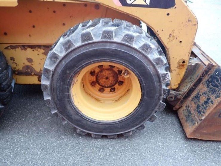 2010-caterpillar-232b-image-41