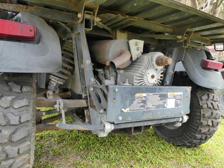 2009-kubota-rtvx1140-image-8