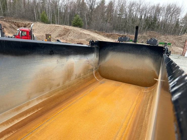 2005-peterbilt-357-image-20