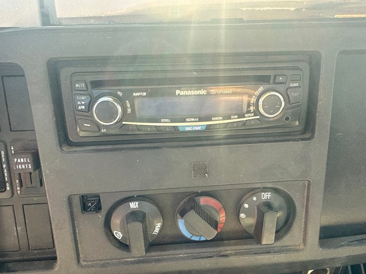 2000-international-4700-image-38