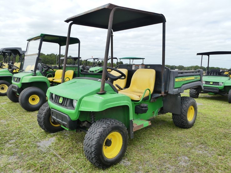 2017-john-deere-tx-4x2-image-2