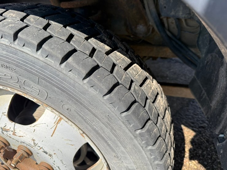 #1063-•-2014-ram-5500-heavy-duty-service-truck-image-41