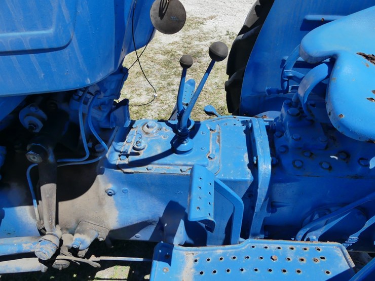 ford-tractor-image-10