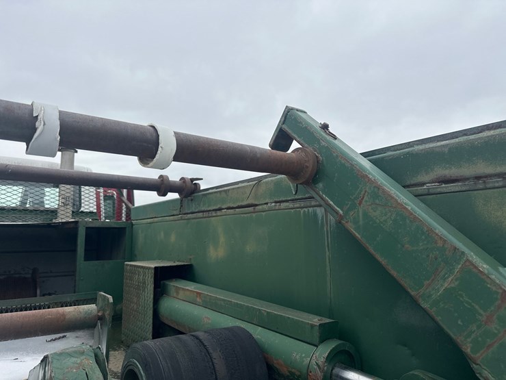 1998-massey-ferguson-8-image-26