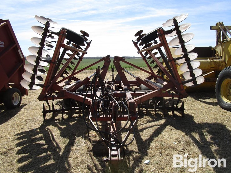 international-490-image-2