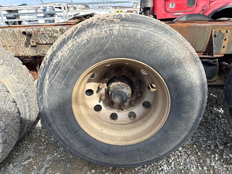 1996-western-star-4964s-image-82