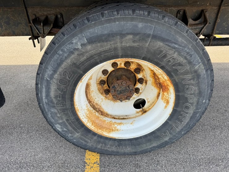 2014-international-4300-sba-image-52