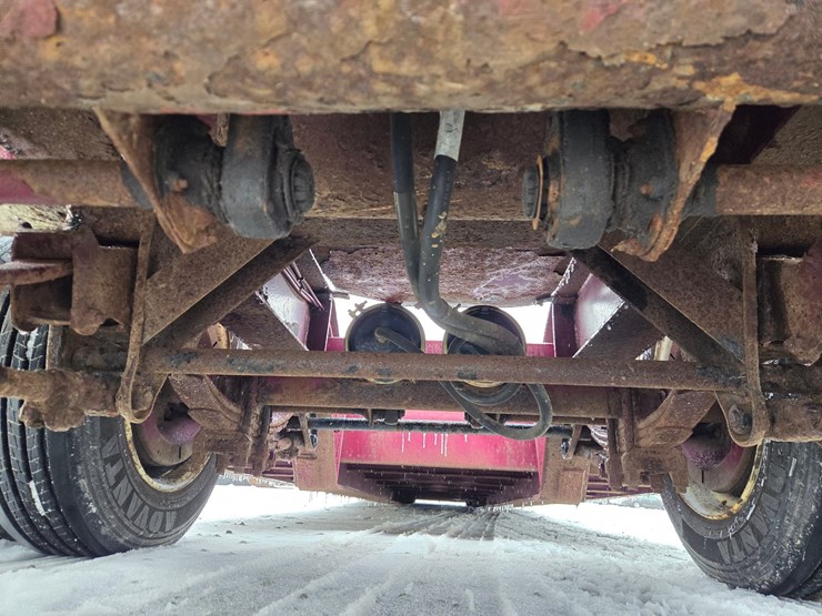 1994-massey-ferguson-8-image-31