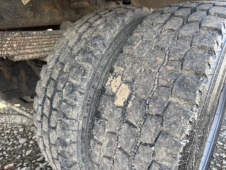 2005-massey-ferguson-8-image-59