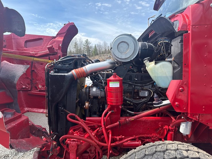 2005-kenworth-t800-image-9