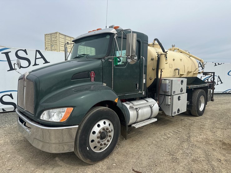 2008-kenworth-t370-image-1