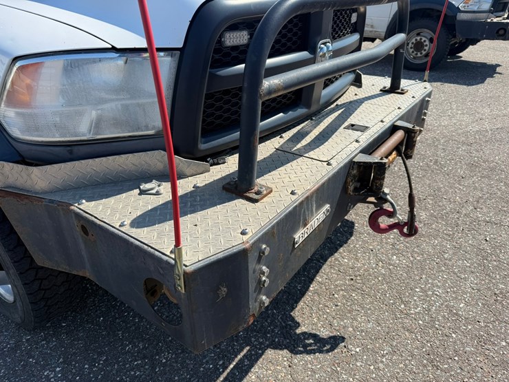 #1060-•-2015-ram-5500-heavy-duty-service-truck-image-10