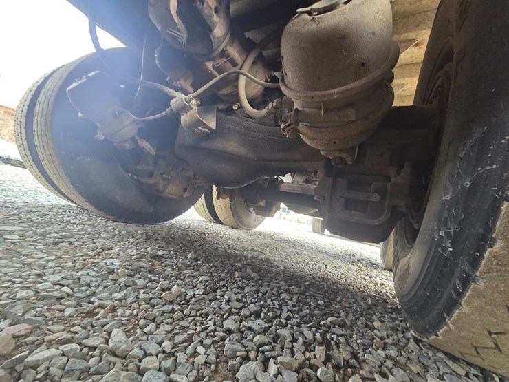 2006-massey-ferguson-8-image-37