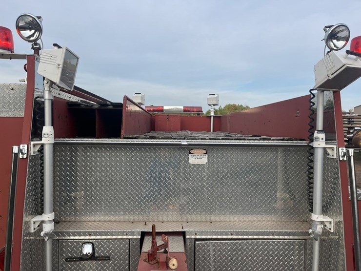 #1148-•-1980-gmc-v-8-fire-truck-image-62