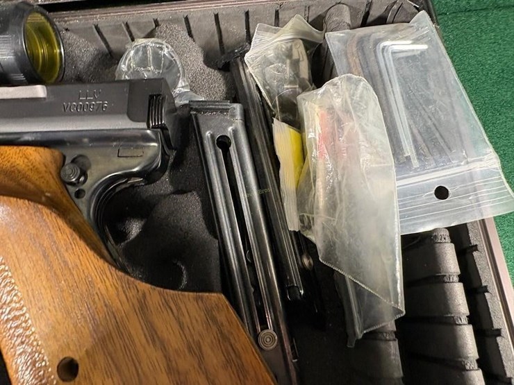 volquartsen-custom-22-lr-pistol-image-15