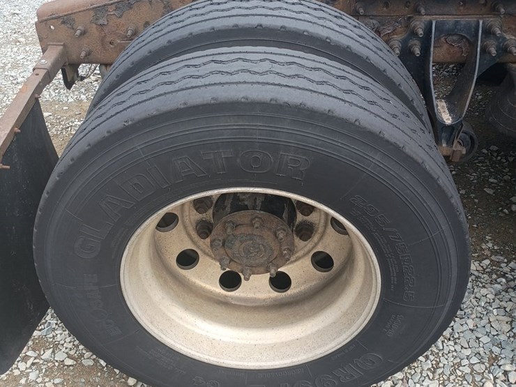 2012-international-prostar-image-91