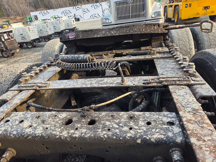 2013-international-prostar-image-26