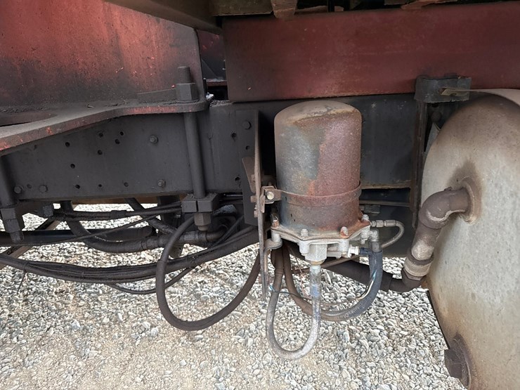 1990-international-4900-image-34