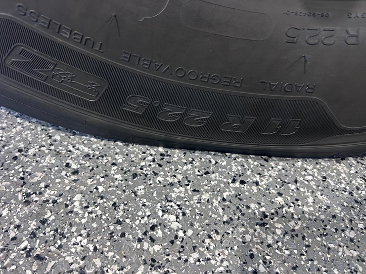 2007-peterbilt-379-image-145