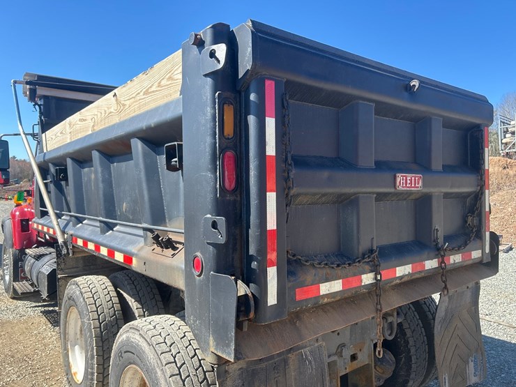 2006-international-7400-image-16