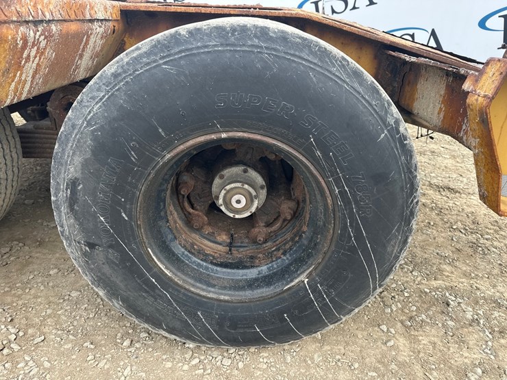 1986-massey-ferguson-8-image-33