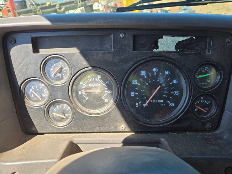 1999-caterpillar-c12-image-95