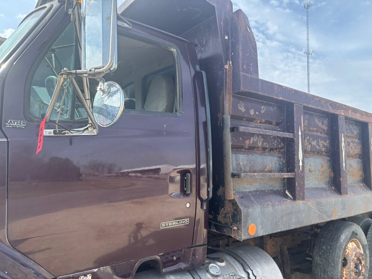 1999-sterling-l9513-image-46