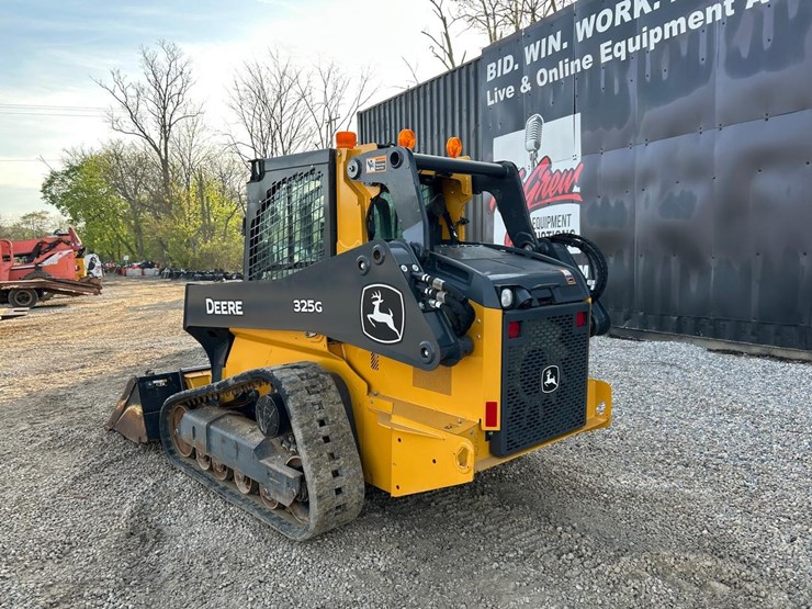 2024-deere-325g-image-2