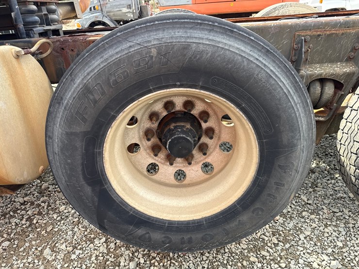 1996-western-star-4964s-image-70