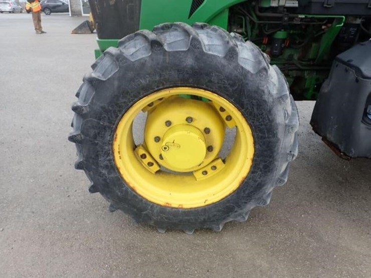 2016-john-deere-5085e-image-59