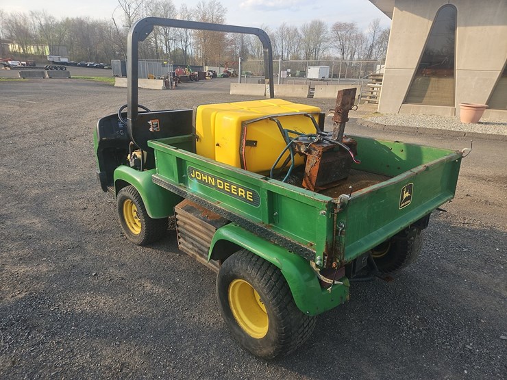 john-deere-progator-2030-image-3