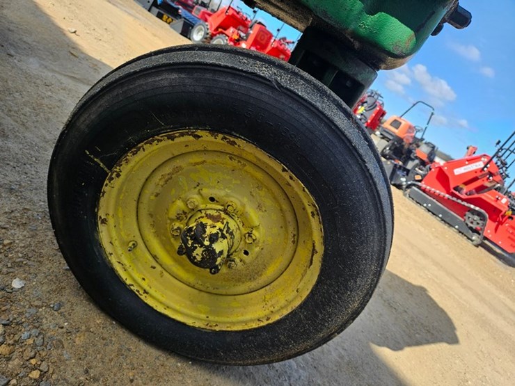 john-deere-50-image-40