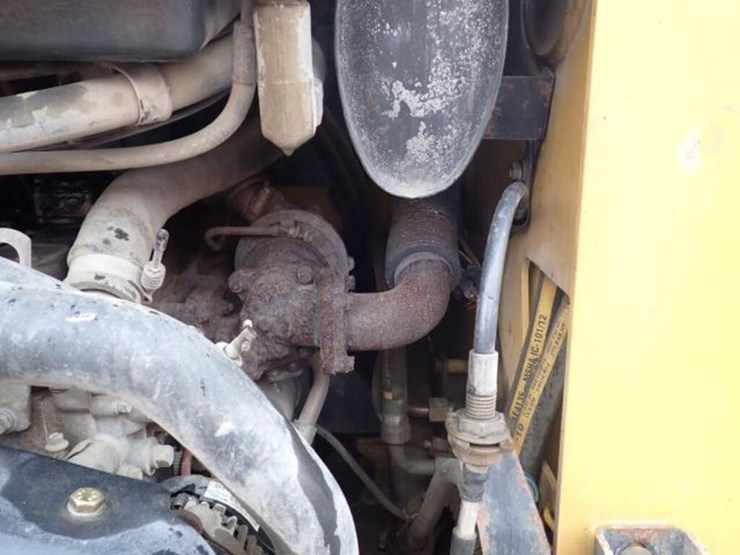 2009-caterpillar-232b-image-34